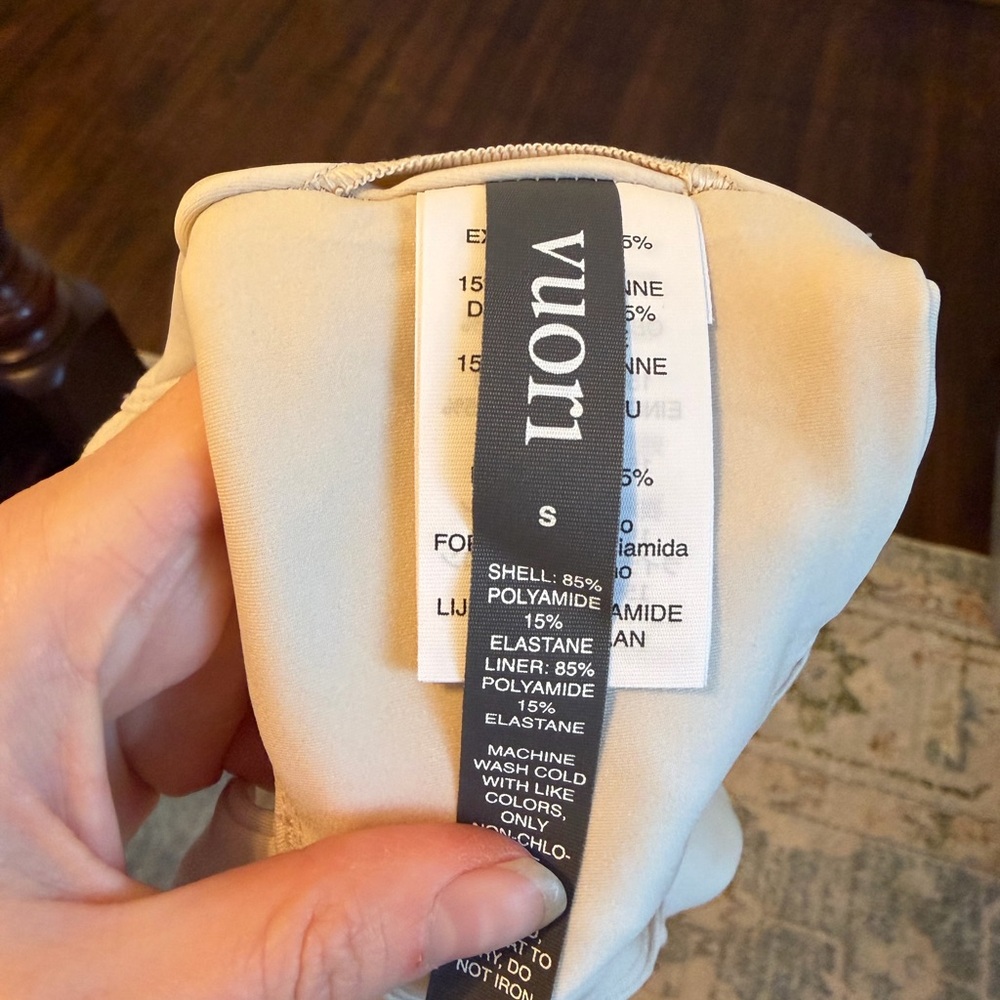 Vuori Evolve Square Neck Bra LIKE NEW - Picture 5 of 5